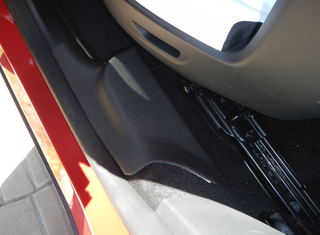 3D MAXpider Carbon Fiber-Look Floor Liners: Tesla Model Y / Model X (2020-2026) - Black